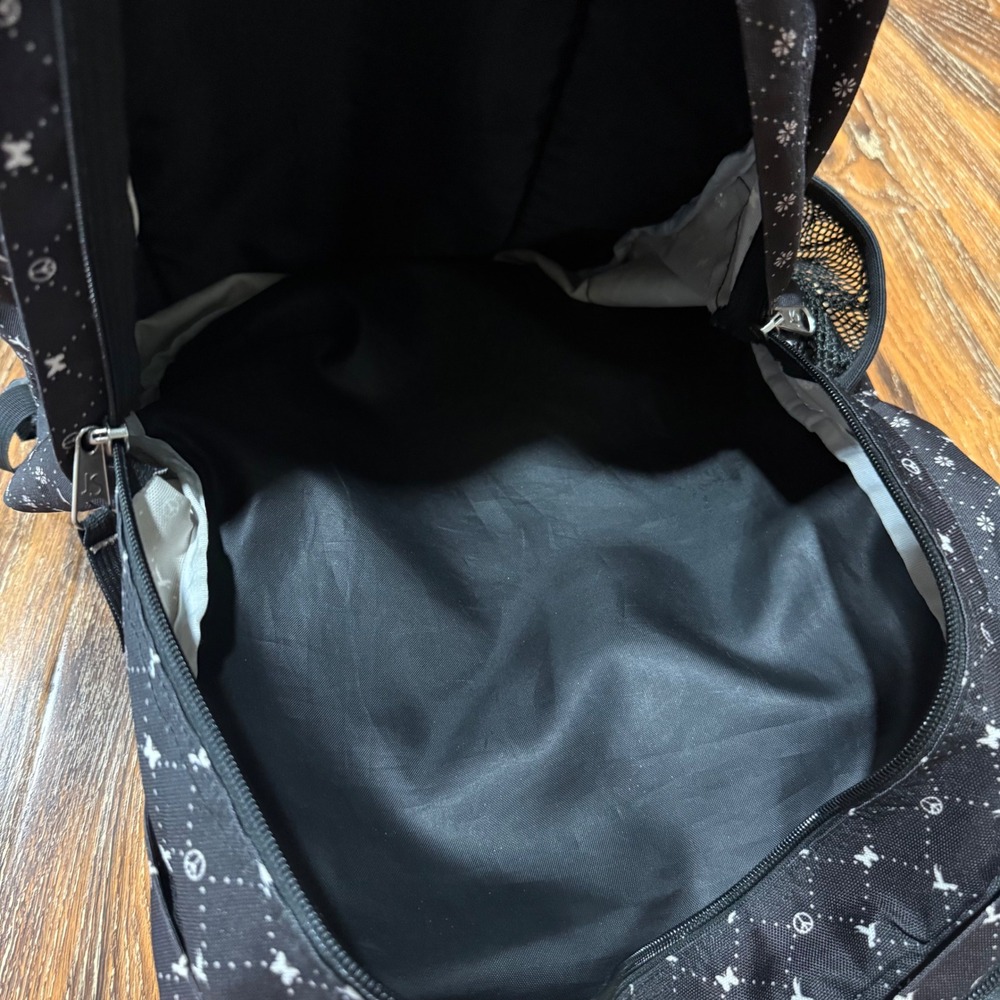 JanSport Big Student Backpack Black Peace Sign Butterfly Print Bookbag Multi-Zip - Picture 3 of 8